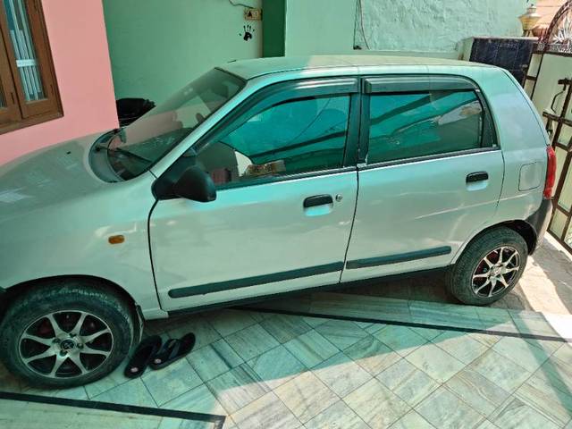 https://images10.gaadi.com/usedgaadi-sellcar/UsedCar/6b5e6e61-5dbd-47d1-8b42-3457bb86670e/f4204569-7df7-468e-8c98-92e4cd96e388.jpg?imwidth=6400