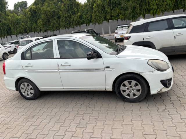 https://images10.gaadi.com/usedgaadi-sellcar/UsedCar/6b88fb3b-4ca1-4e98-b6c9-5a0911359223/540d542d-70af-4ff9-bd45-8c94a9dcc960.jpeg?imwidth=6401