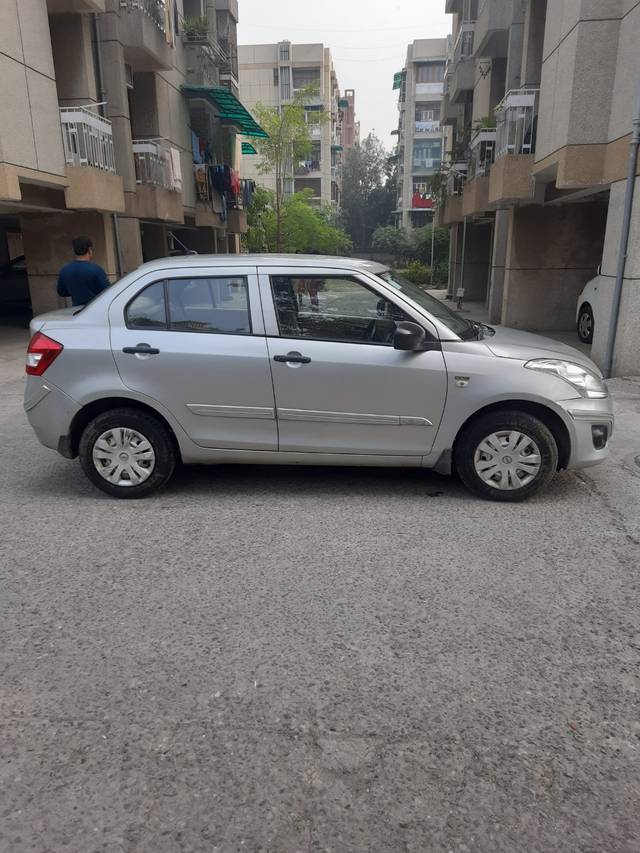 https://images10.gaadi.com/usedgaadi-sellcar/UsedCar/6bb7c79a-79fd-4232-8f24-343c3f1aa1ad/dbaf8438-5627-4dcf-8e17-07db37e29e92.jpg?imwidth=6401