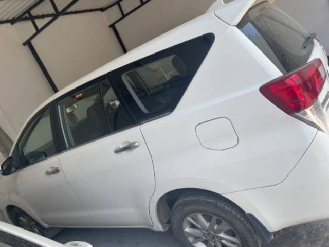 https://images10.gaadi.com/usedgaadi-sellcar/UsedCar/6bca910f-1f86-4701-a8c9-f5b89ce483c4/72cbc678-9b5f-439a-90cd-349dcb31a621.jpeg?imwidth=6400