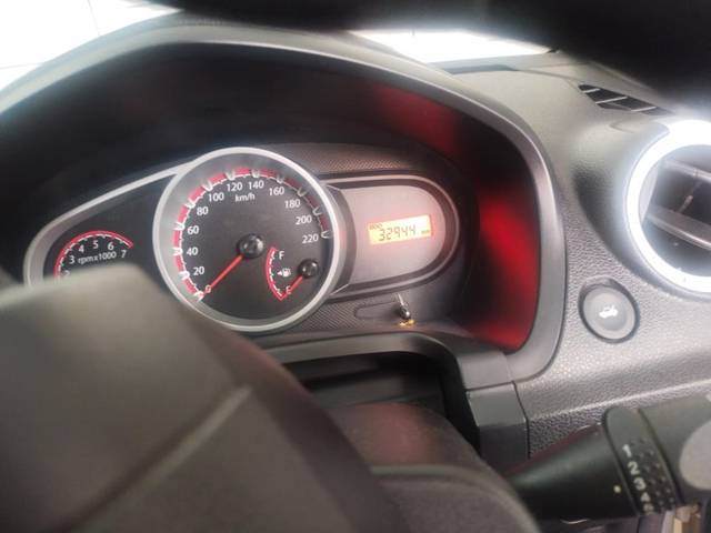 https://images10.gaadi.com/usedgaadi-sellcar/UsedCar/6bee7e11-a085-44f1-bc6e-81c8afb6fb84/666063c9-59a5-4026-ba07-37f191c2d5ed.jpeg?imwidth=6401
