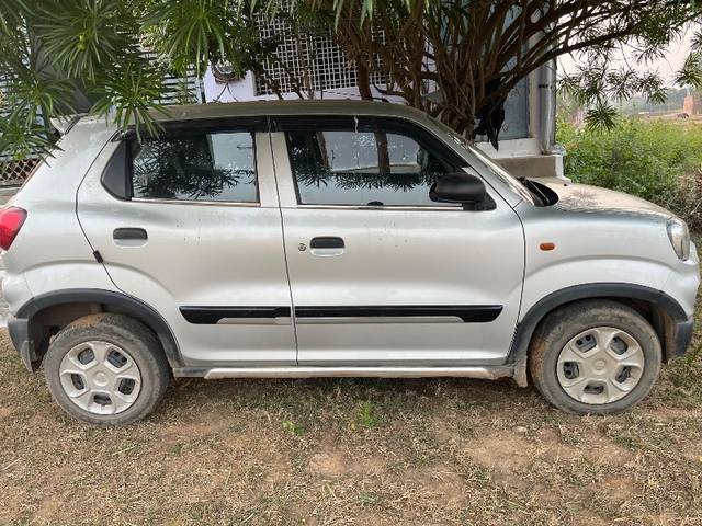 https://images10.gaadi.com/usedgaadi-sellcar/UsedCar/6c5a8ae9-e887-4739-9ef3-82cbcae4db5b/d22236f6-807e-4ef9-94d2-c1418462c317.jpg?imwidth=6400