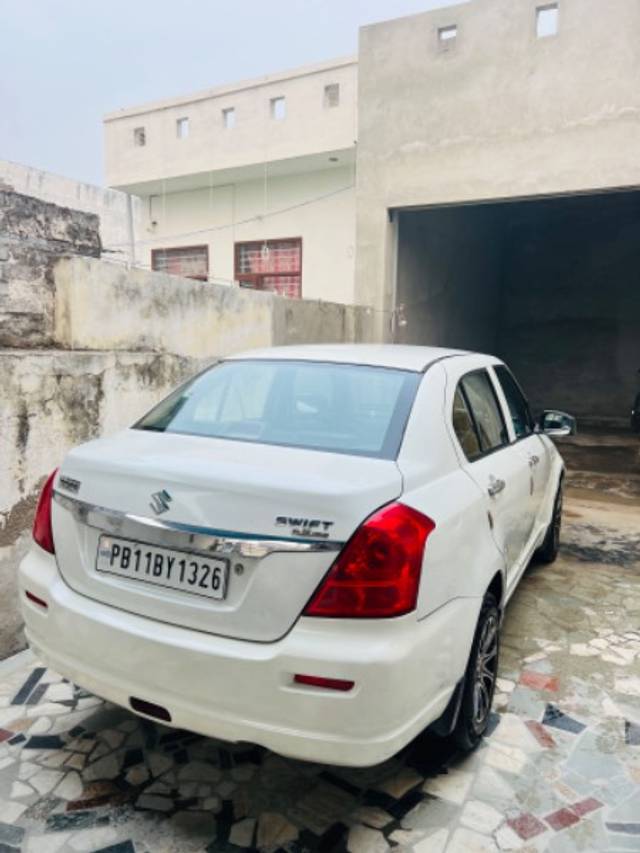 https://images10.gaadi.com/usedgaadi-sellcar/UsedCar/6c5d631e-c3ac-48ef-b97a-c0df2dc3e40f/69010c8e-4482-4a42-9e87-c0efcbe005b8.jpg?imwidth=6401