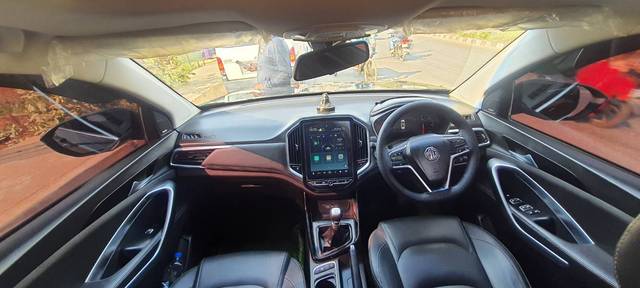 https://images10.gaadi.com/usedgaadi-sellcar/UsedCar/6c6bfa9e-ee9d-4239-a354-917b57ecbebd/6c69b0be-4bdc-440f-9bb1-1c5738146875.jpg?imwidth=6401
