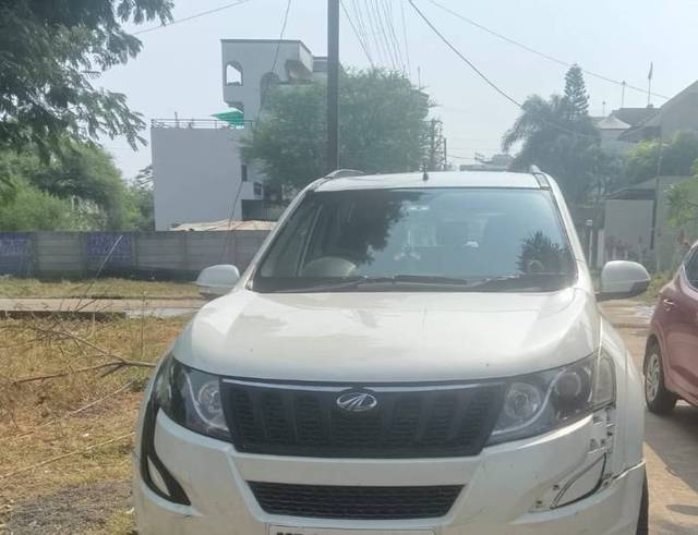 https://images10.gaadi.com/usedgaadi-sellcar/UsedCar/6c6d7904-fde6-43b7-a493-8aa82f92d9f3/57ac5f60-420a-4f73-909a-9844df3848fd.jpg?imwidth=6401