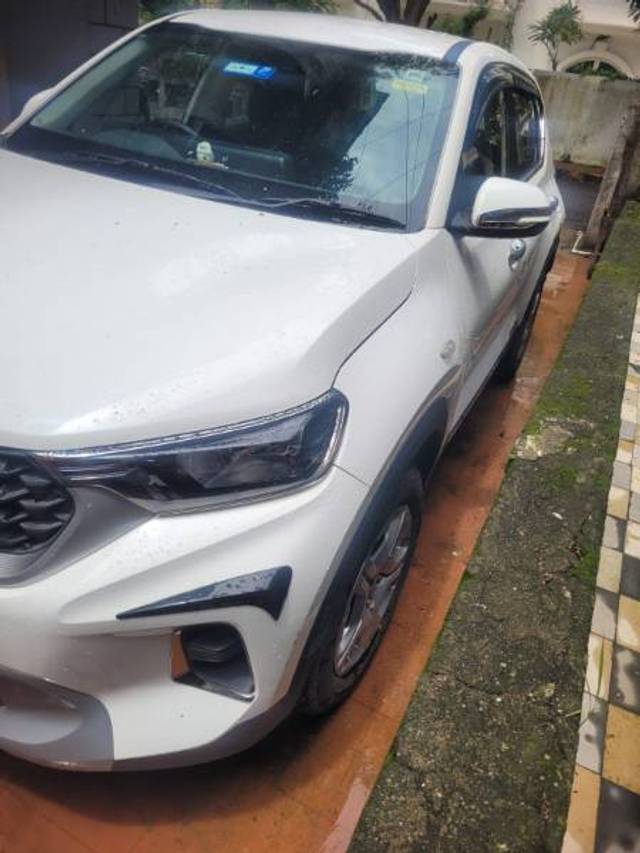 https://images10.gaadi.com/usedgaadi-sellcar/UsedCar/6caca400-9744-4f4d-9180-b8cbc4b5c826/b28cc11f-5ad3-4f4e-986e-c23b74c98656.jpg?imwidth=6400