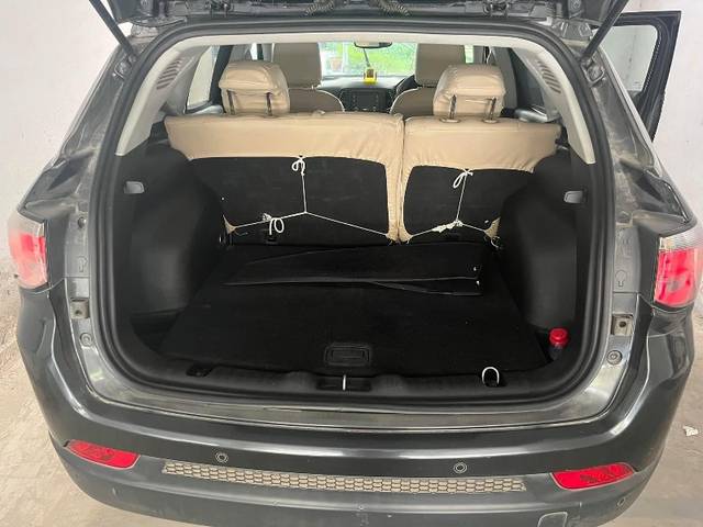 https://images10.gaadi.com/usedgaadi-sellcar/UsedCar/6cc1029c-9708-4c82-b285-5afb992608c2/fae4cb43-4ac9-458c-84b2-88970270cf6a.jpeg?imwidth=6401