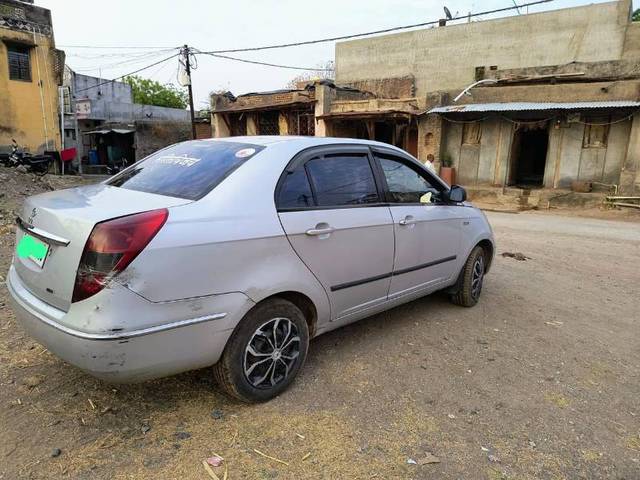 https://images10.gaadi.com/usedgaadi-sellcar/UsedCar/6ccc2ef2-b9f1-4016-900a-781f1099d803/1017054a-66f1-4ec7-9f11-012766ca050d.jpg?imwidth=6402