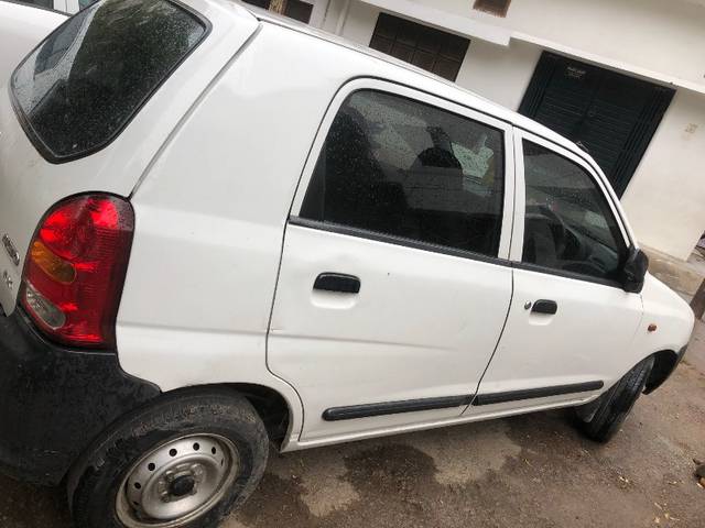 https://images10.gaadi.com/usedgaadi-sellcar/UsedCar/6cfca016-cb1a-4835-b00b-a4e21384a592/989262af-cc31-499b-a457-d5b8c85ee8cb.jpeg?imwidth=6402
