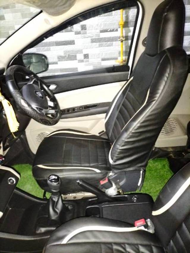 https://images10.gaadi.com/usedgaadi-sellcar/UsedCar/6d2bb229-06d9-481d-8e84-c1101db29c2f/98022076-33fc-4f30-8c57-bfd35fb28f63.jpg?imwidth=6402