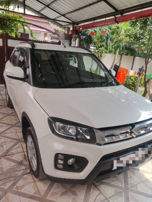 https://images10.gaadi.com/usedgaadi-sellcar/UsedCar/6d6adcda-9db6-4e33-b5ff-95fcf3d3319b/b20465fc-b8ae-474d-a584-de75f4035e80.jpg?imwidth=6401