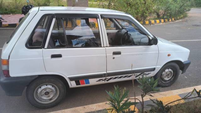 https://images10.gaadi.com/usedgaadi-sellcar/UsedCar/6da70694-f91b-4b49-be67-4c75a9fbd4df/4440b411-66cb-4be1-b3ab-02d259f7a433.jpg?imwidth=6401