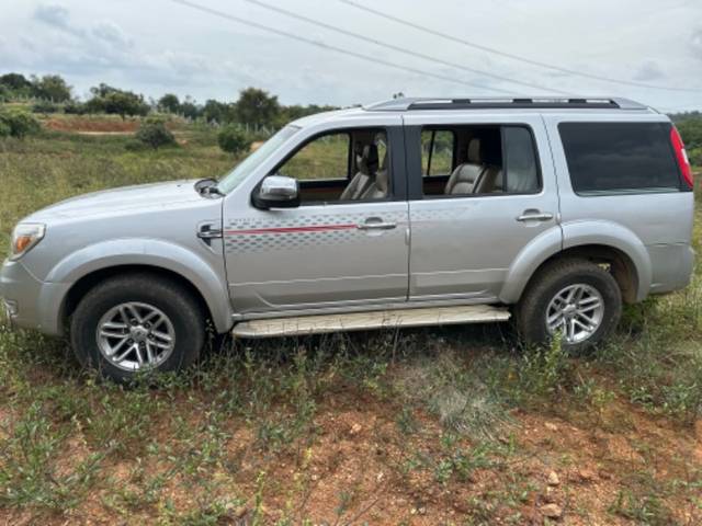 https://images10.gaadi.com/usedgaadi-sellcar/UsedCar/6de4fc1d-2223-4b2a-90dd-1d8b0229368a/c4615005-c45b-4d9e-9dba-70a283e5ed04.jpeg?imwidth=6402