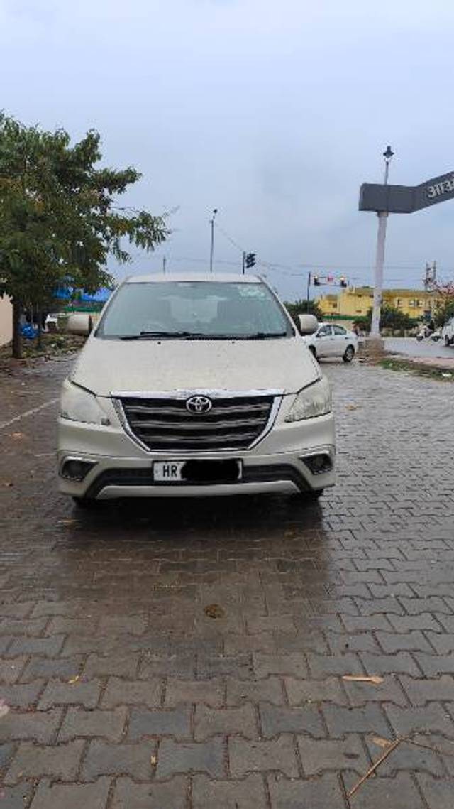 https://images10.gaadi.com/usedgaadi-sellcar/UsedCar/6dfc324c-b9d2-4d6c-9299-dce5f0bd72e0/e60391f3-039b-4b4b-8272-2cf6c23118d4.jpg?imwidth=6400