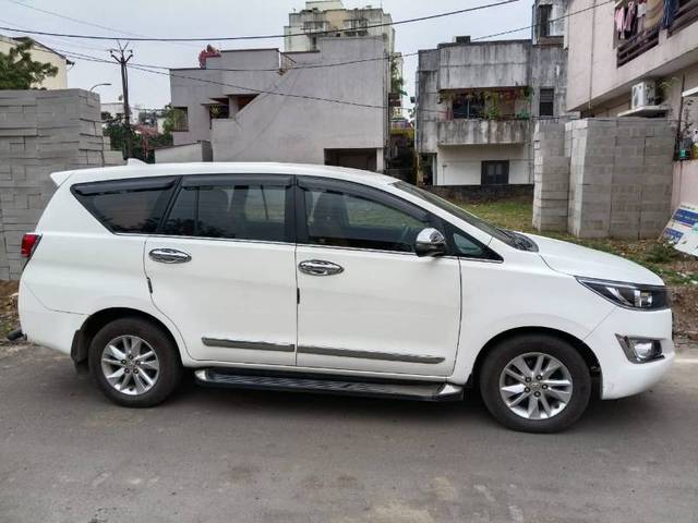 https://images10.gaadi.com/usedgaadi-sellcar/UsedCar/6e7c1b84-7d69-41d7-88a3-d45cf57b7a1a/5dddbbff-5dfb-4ea4-91a6-08cca86cde9c.jpeg?imwidth=6401