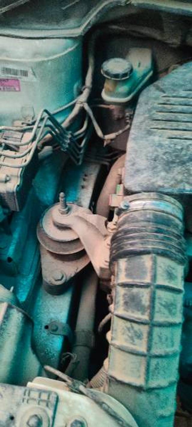 https://images10.gaadi.com/usedgaadi-sellcar/UsedCar/6e869f67-827b-4709-86f4-cb89e52af3cc/c6ed9552-0409-4545-a156-98df6e5beb3a.jpg?imwidth=6401