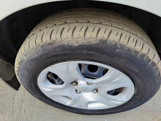 https://images10.gaadi.com/usedgaadi-sellcar/UsedCar/6eb122bf-13f5-4e9b-8946-f09c4ca2e2b5/827120e4-df4e-4ab6-9690-c2c0f19ea108.jpg?imwidth=6401