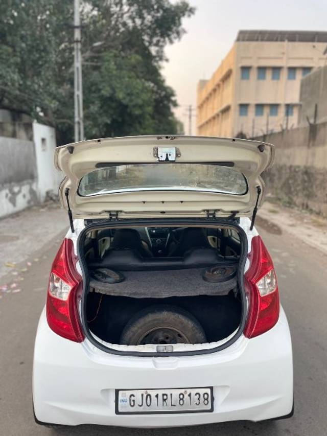 https://images10.gaadi.com/usedgaadi-sellcar/UsedCar/6edb6aaf-849c-40f2-ac0b-ee17f5b1a440/ee544533-4ea7-42e6-927c-0ff836794705.jpeg?imwidth=6402