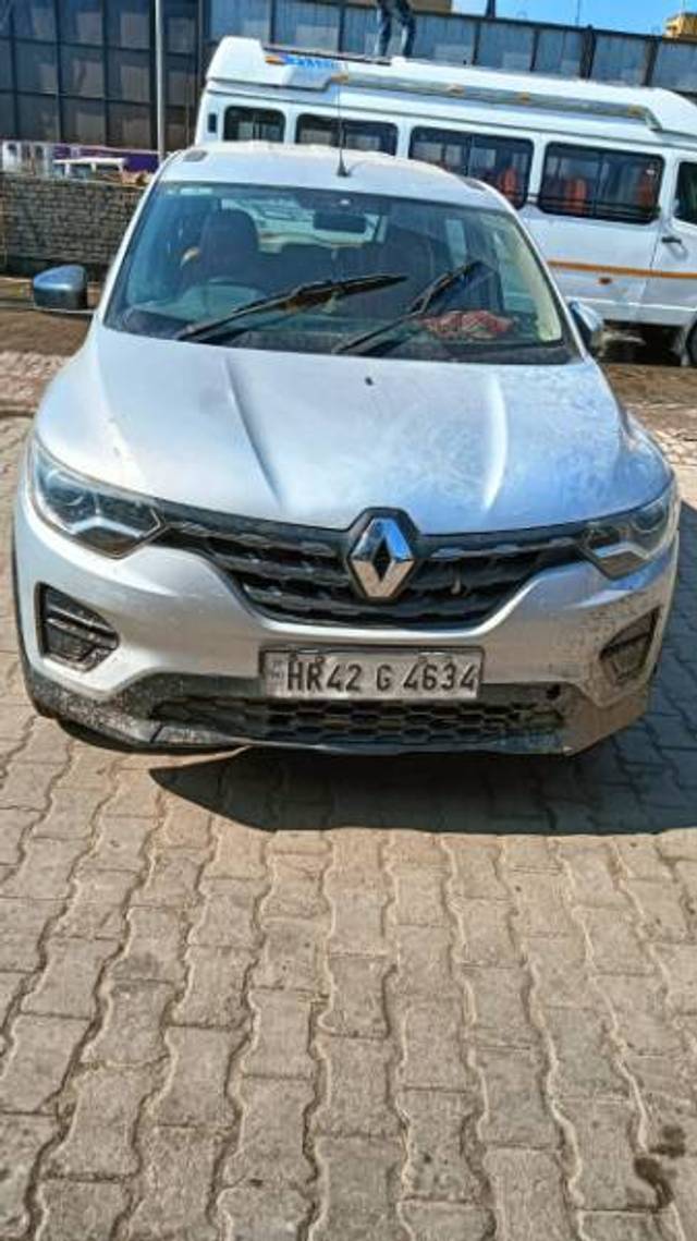 https://images10.gaadi.com/usedgaadi-sellcar/UsedCar/6ee49492-2638-4c66-a909-c44d3dd0096e/a67e6b1c-2210-43a7-b282-084f219f1e3e.jpg?imwidth=6400