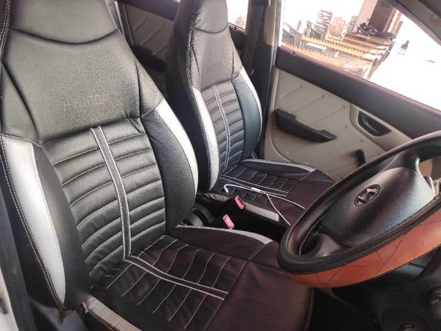 https://images10.gaadi.com/usedgaadi-sellcar/UsedCar/6ef29a25-6230-4c7d-b313-cb083e43b73a/902be4d1-c401-44f4-9340-d5b76b4db9e2.jpg?imwidth=6401