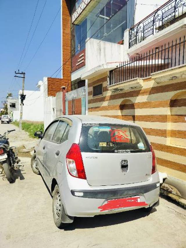 https://images10.gaadi.com/usedgaadi-sellcar/UsedCar/6f0b418f-26b8-4cb0-abfa-3a53ed7c8ba6/5290fe8c-03f4-4e2e-ad72-bfe9e810258c.jpg?imwidth=6401
