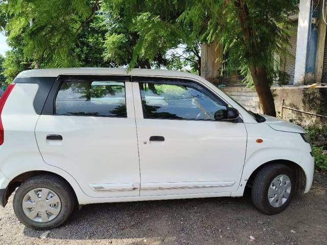 https://images10.gaadi.com/usedgaadi-sellcar/UsedCar/6f5eeebe-7ab6-4120-81f7-8a33b278d711/60abc487-0258-44f1-a503-abaee7f5bda7.jpg?imwidth=6401