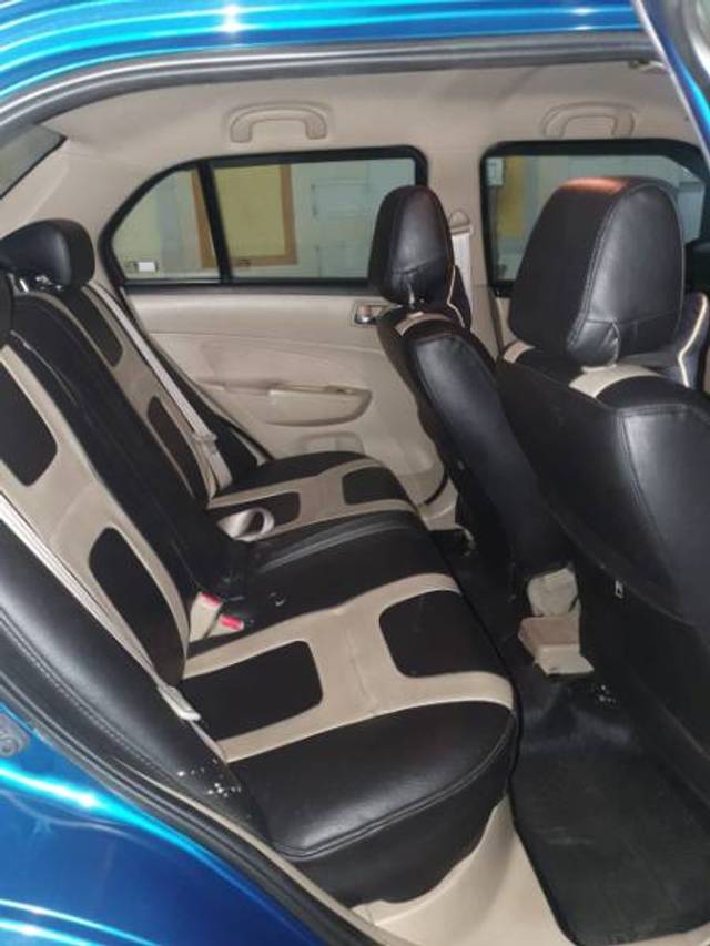 https://images10.gaadi.com/usedgaadi-sellcar/UsedCar/6f98b815-47f1-4f79-acb0-86403125b813/041fb9e3-ce54-4261-aa6b-d6d3a2e9202a.jpg?imwidth=6402