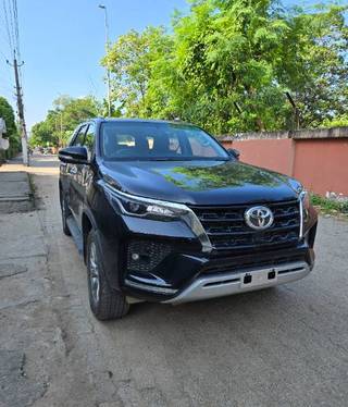 Toyota Fortuner Toyota Fortuner 4X4 Diesel