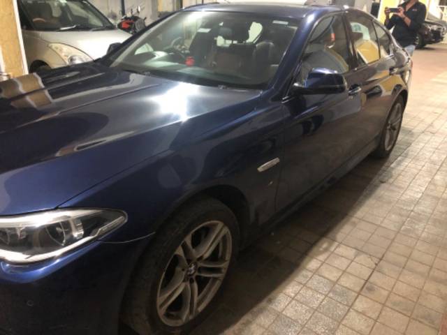 https://images10.gaadi.com/usedgaadi-sellcar/UsedCar/6fbbd687-b51c-41b2-b366-9a79aa1106f6/a9401617-e809-4464-8be6-a6d707b8eb89.jpeg?imwidth=6400