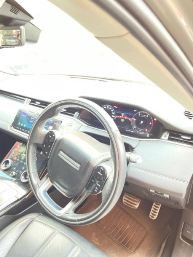 https://images10.gaadi.com/usedgaadi-sellcar/UsedCar/6feb4a60-ea76-4095-b318-58e70d19159c/175cdc40-f3ef-4d75-8d48-244e43333ca3.jpeg?imwidth=6400