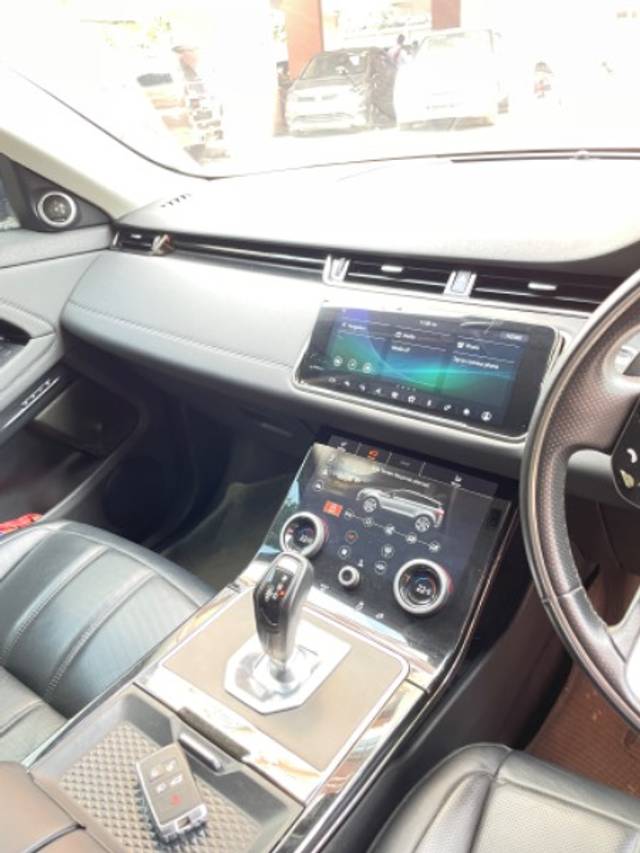 https://images10.gaadi.com/usedgaadi-sellcar/UsedCar/6feb4a60-ea76-4095-b318-58e70d19159c/7ecff98b-6de7-4a25-83d7-8cca6913874a.jpeg?imwidth=6401