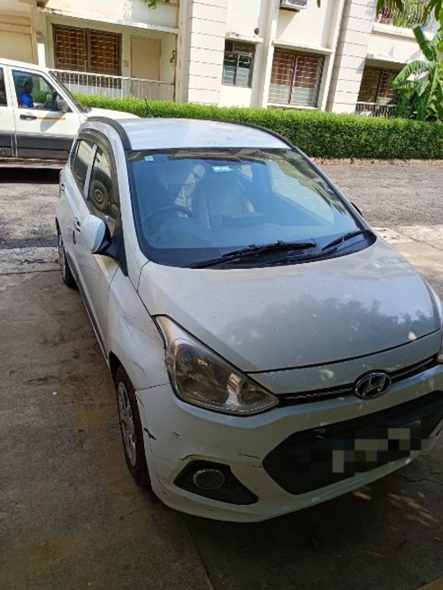 https://images10.gaadi.com/usedgaadi-sellcar/UsedCar/7005f40a-d0bd-4a42-89ad-f0492c46814c/30b29d25-40fa-4f0b-a50c-ce17bf04f7cc.jpeg?imwidth=6400