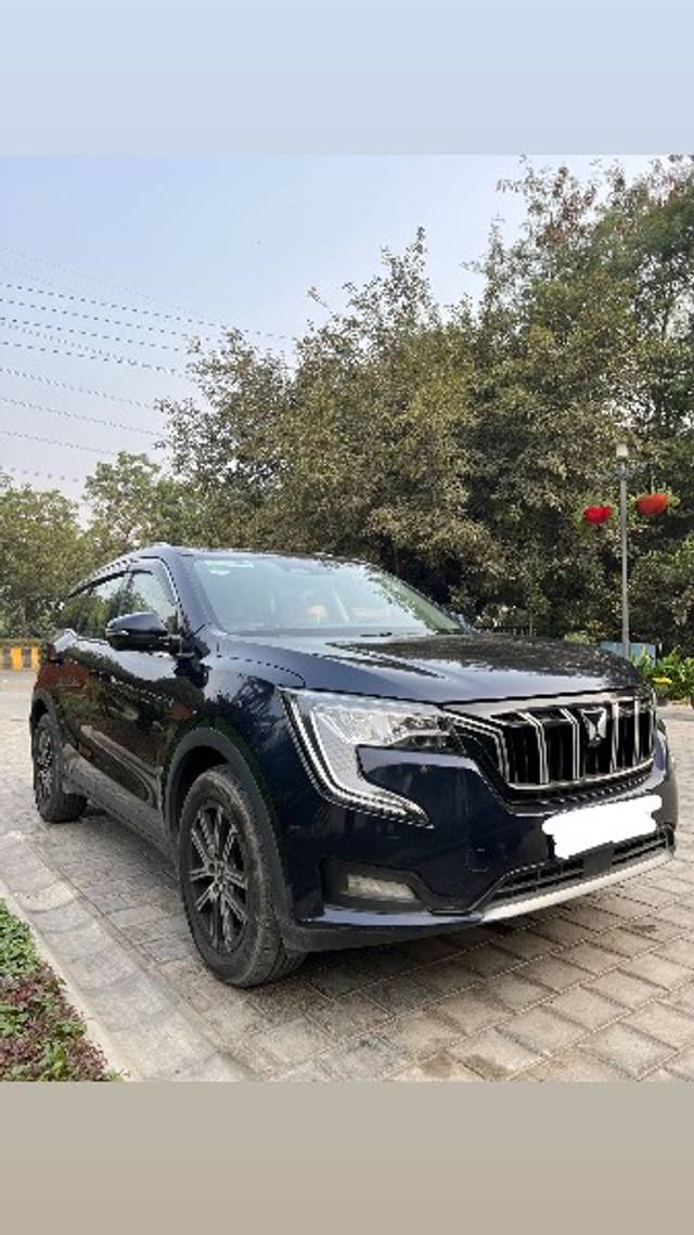 https://images10.gaadi.com/usedgaadi-sellcar/UsedCar/70299760-1816-4975-92d6-652971736bea/aa1fd6ad-ae68-4f2b-90fe-d3726fa3f8d2.jpg?imwidth=6400