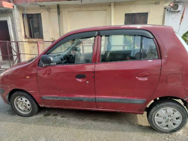 https://images10.gaadi.com/usedgaadi-sellcar/UsedCar/7043b220-209b-4bc5-9f9a-6bb903429fdc/1cb725c6-2224-47d0-aaf7-489297d83b6b.jpeg?imwidth=6402