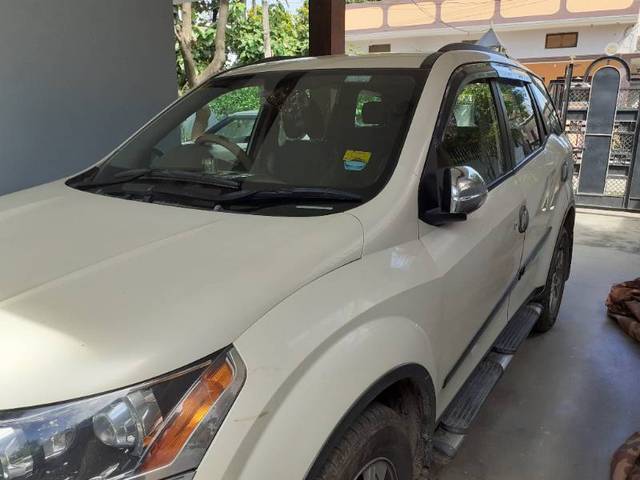 https://images10.gaadi.com/usedgaadi-sellcar/UsedCar/704c90ee-a1c3-4883-a230-492c48c1b421/3555c24e-0b20-4c33-84ed-a523bc636d9e.jpg?imwidth=6400