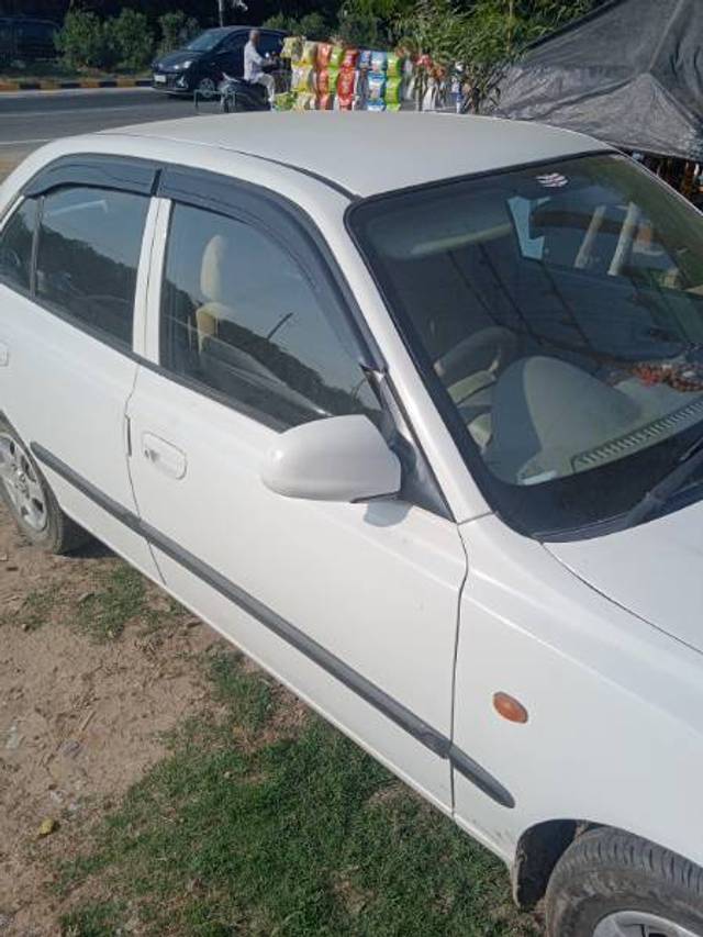 https://images10.gaadi.com/usedgaadi-sellcar/UsedCar/70773b51-b73c-4b9f-aca4-d915285ed4a5/2fe1d04e-33c6-4545-b982-f83c968300da.jpg?imwidth=6401