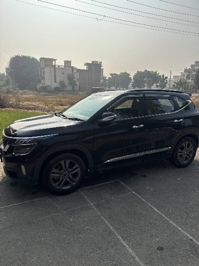 https://images10.gaadi.com/usedgaadi-sellcar/UsedCar/708629f7-d06b-4240-a06e-8bb2c6d29b33/1009c6c3-93ae-4165-a5ae-7308f22ac684.jpeg?imwidth=6400