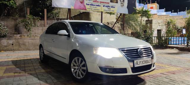 https://images10.gaadi.com/usedgaadi-sellcar/UsedCar/70f49f92-8e27-4847-b833-48f99c9ce1e9/e9ff6d35-b1f3-4362-bf77-eb0c06bb349a.jpg?imwidth=6401