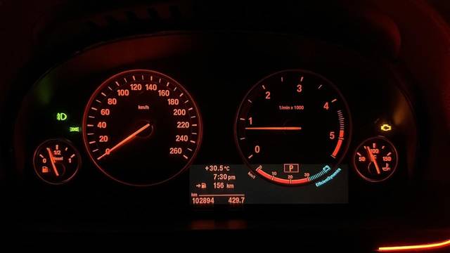 https://images10.gaadi.com/usedgaadi-sellcar/UsedCar/710a7506-b084-4fde-bd6f-86d9c18529b5/53da770a-5bb5-404a-b274-7b052779b84c.jpeg?imwidth=6401