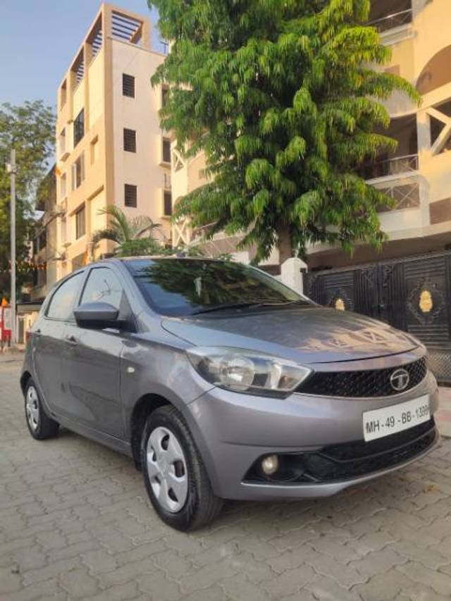 https://images10.gaadi.com/usedgaadi-sellcar/UsedCar/7126ce4c-abcb-4007-ac01-c4f22968fa11/74a5eb40-8d02-4aa7-abcc-21e4a3092b75.jpg?imwidth=6400