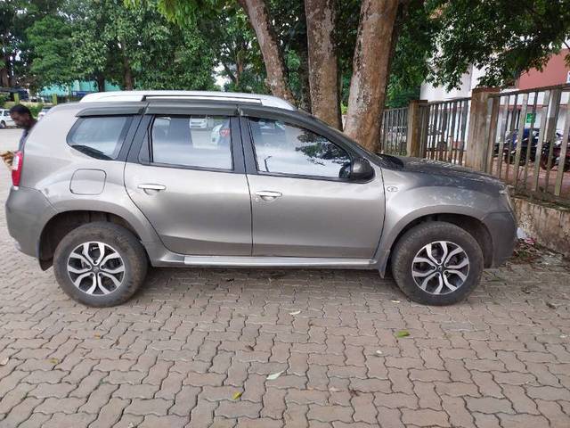 https://images10.gaadi.com/usedgaadi-sellcar/UsedCar/7248c2e0-1633-48d8-89f2-5489466b9cd4/e4ad31b7-256d-4d9e-9bd9-0083439fdbf1.jpg?imwidth=6401