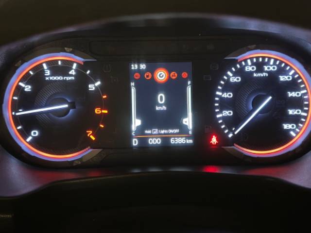 https://images10.gaadi.com/usedgaadi-sellcar/UsedCar/726670a3-c8a3-4d13-8f2f-d7e49c95c068/b3f93af1-38cf-4c93-960d-311b4e5dbc74.jpeg?imwidth=6402