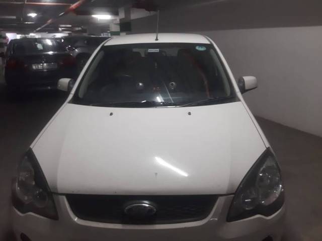 https://images10.gaadi.com/usedgaadi-sellcar/UsedCar/72764f5c-1491-4cd0-a190-3c272e96db9d/f59fbae4-5722-41aa-bee4-716a2000d966.jpg?imwidth=6402