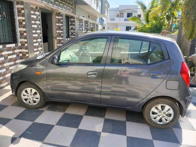 https://images10.gaadi.com/usedgaadi-sellcar/UsedCar/729dcdbf-2848-4e02-b7c8-9d104975abe5/fe1c750c-8480-4e53-8af0-fe546a77b935.jpg?imwidth=6402