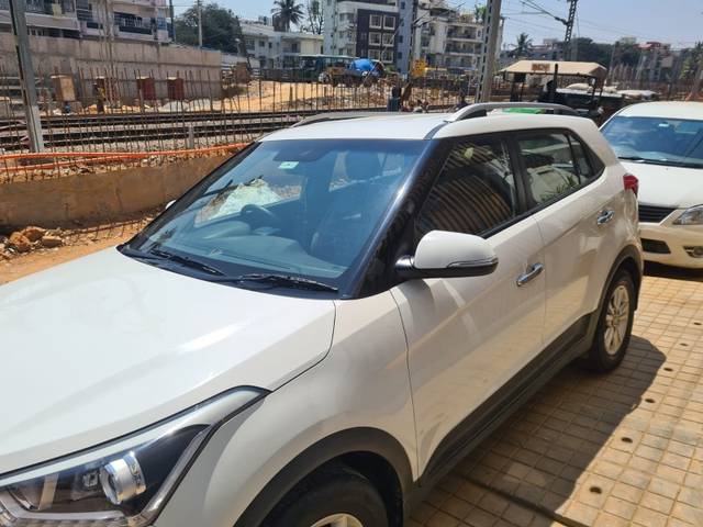 https://images10.gaadi.com/usedgaadi-sellcar/UsedCar/729fe0bc-d3fb-4e0c-b98a-420a3f5a173d/8cdb4731-5ea1-401d-a2a6-ec6eb2272124.jpeg?imwidth=6401