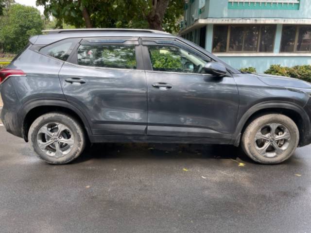 https://images10.gaadi.com/usedgaadi-sellcar/UsedCar/72afe886-ad50-45e0-8238-24f182e5382c/c4a48233-e40f-4ee5-aaee-8600c8367439.jpeg?imwidth=6401