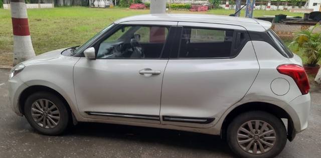 https://images10.gaadi.com/usedgaadi-sellcar/UsedCar/72d700c5-0813-4ac6-a205-fdc3c47b2968/e984e99f-1846-4cf5-a0cd-93dce291ec4e.jpeg?imwidth=6402