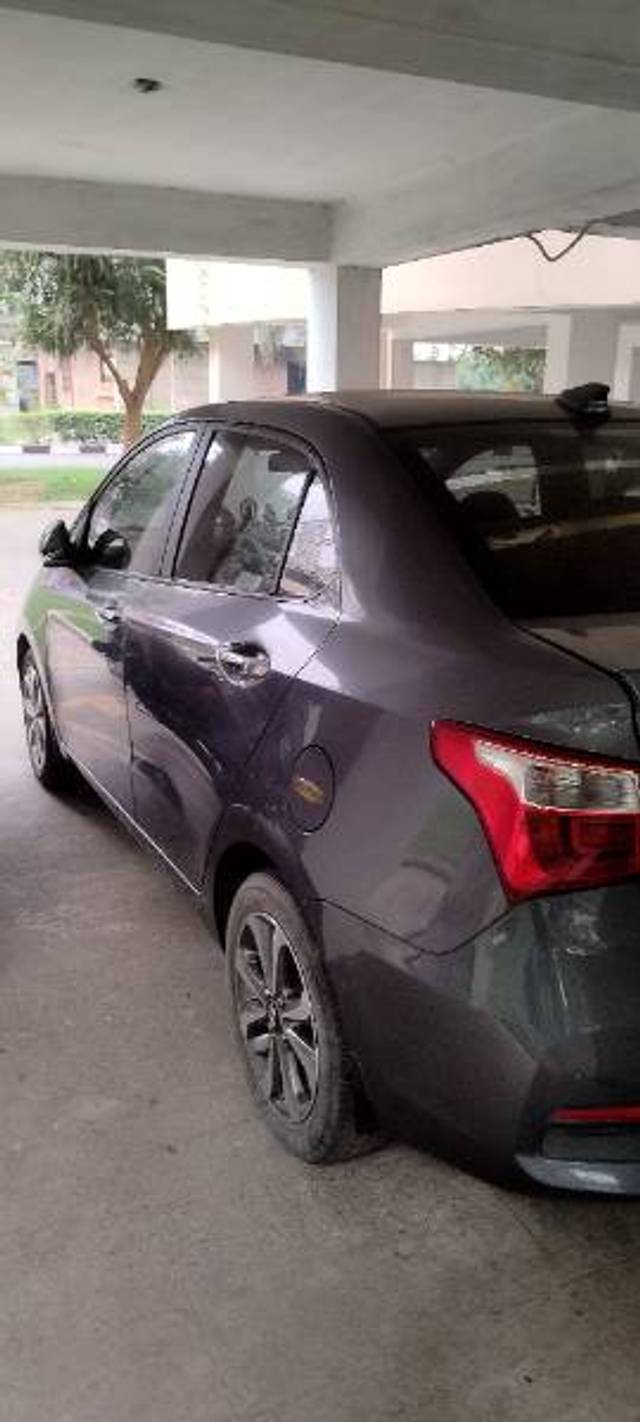 https://images10.gaadi.com/usedgaadi-sellcar/UsedCar/72eb4c39-7520-4a1d-bf32-e1eda9c0f8a8/d04a2215-fc61-433d-9dfd-60a6bb69ac07.jpg?imwidth=6401