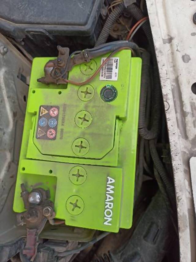 https://images10.gaadi.com/usedgaadi-sellcar/UsedCar/73ef2edb-9c63-489d-a22f-b579b40725c3/738a57b6-b279-4bbb-bd10-5b6e8e02c4c0.jpg?imwidth=6402