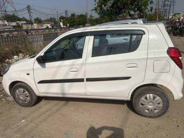 https://images10.gaadi.com/usedgaadi-sellcar/UsedCar/73f8c214-4a85-4463-9c74-02a9afde13cc/b34f2d3a-6b21-4ad8-a0f2-a286432abe81.jpeg?imwidth=6400